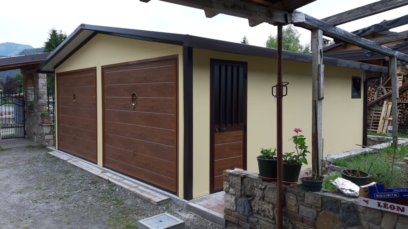 Prefabbricato in lamiera coibentata